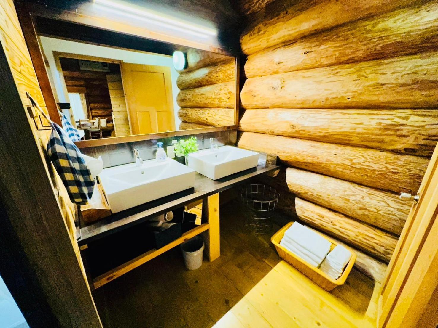 Готель Yufuin Log House No Yado Tom Sawyer Екстер'єр фото