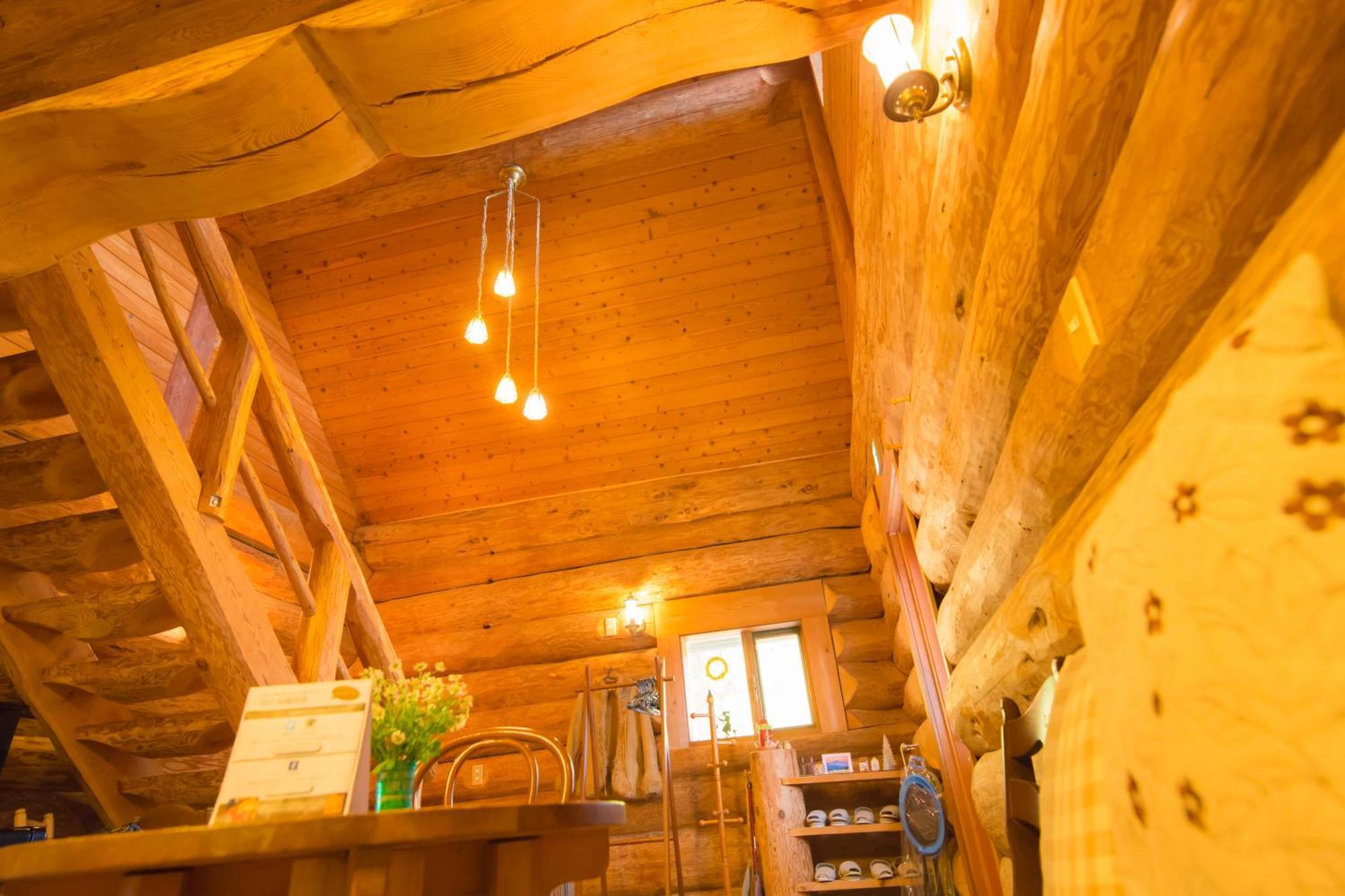 Готель Yufuin Log House No Yado Tom Sawyer Екстер'єр фото