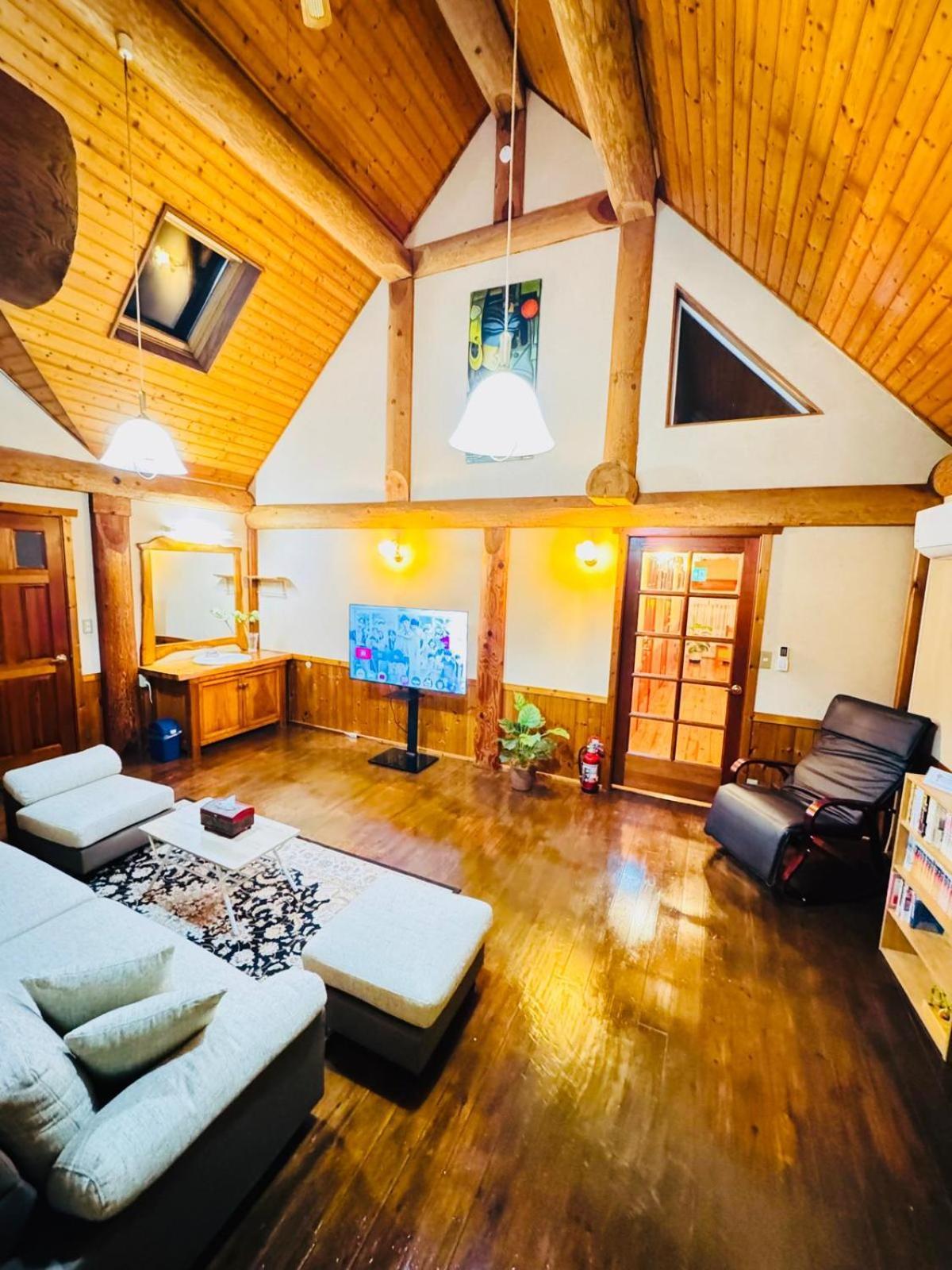 Готель Yufuin Log House No Yado Tom Sawyer Екстер'єр фото